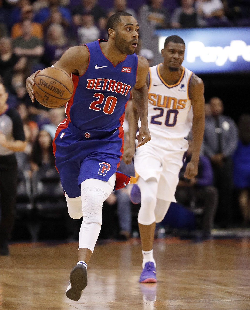 役引爆了球 役引爆了球