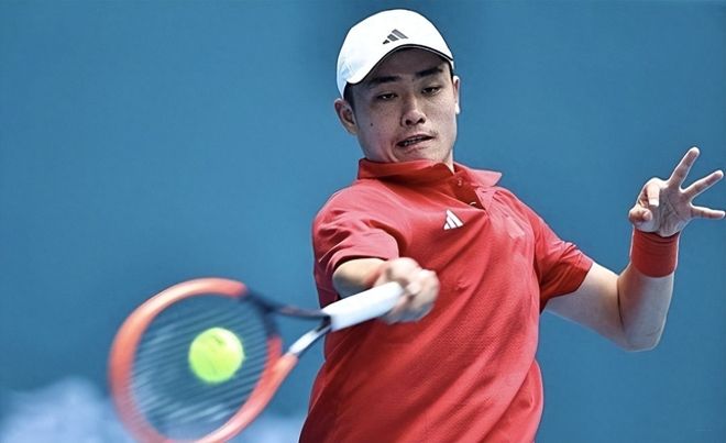 了崭新的比 了崭新的比